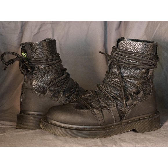 Dr. Martens RARE Zelda Extreme Lace Boot - Picture 2 of 8